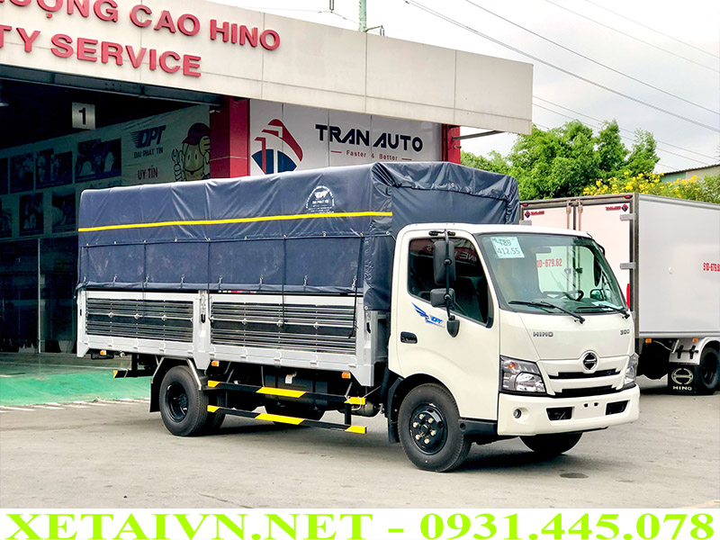 Xe HINO 3.5 tấn đóng thùng mui bạt tiêu chuẩn