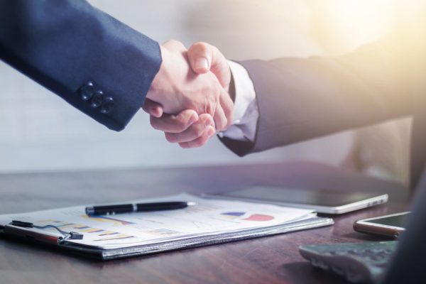Thủ tục mua xe tải trả góp 2026: hồ sơ và lãi suất